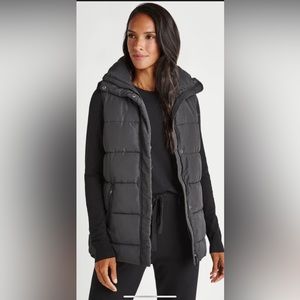 SPLENDID X CELLA JANE zip up puffer vest | NWT | Small| ❤️
